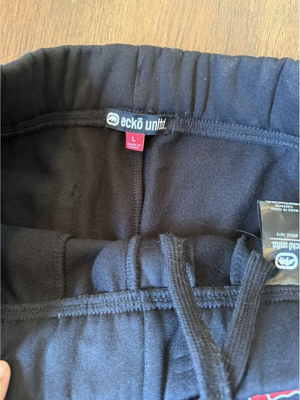 Ecko Unltd Jogger Sweatpants Men’s Size L Black Graphic Logo Drawstring NWT